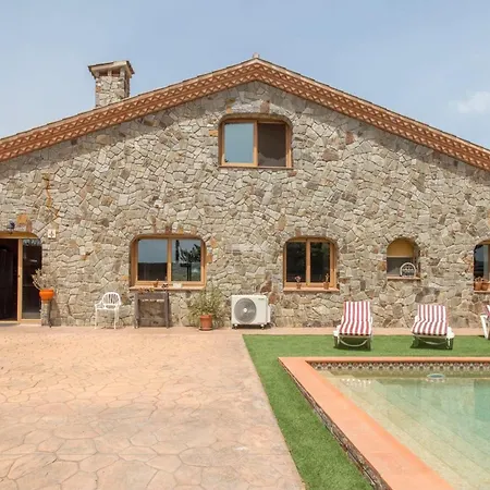 Romantic Escape In Argentona