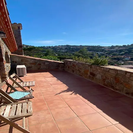 Romantic Escape In Apartament Argentona